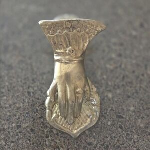 Antique Ornate Hand Shaped Brass Letter Clip Desk‎ Accessory